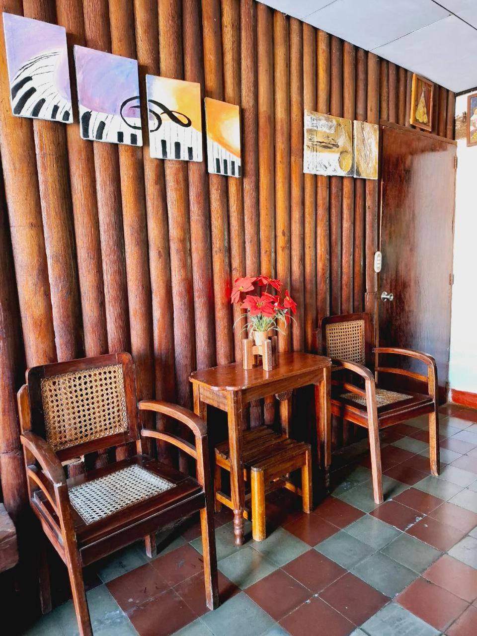 לאון Casa De Los Berrios מראה חיצוני תמונה