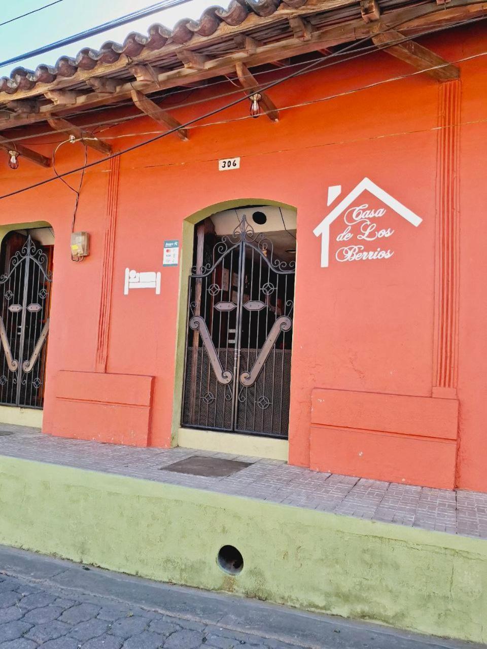 לאון Casa De Los Berrios מראה חיצוני תמונה