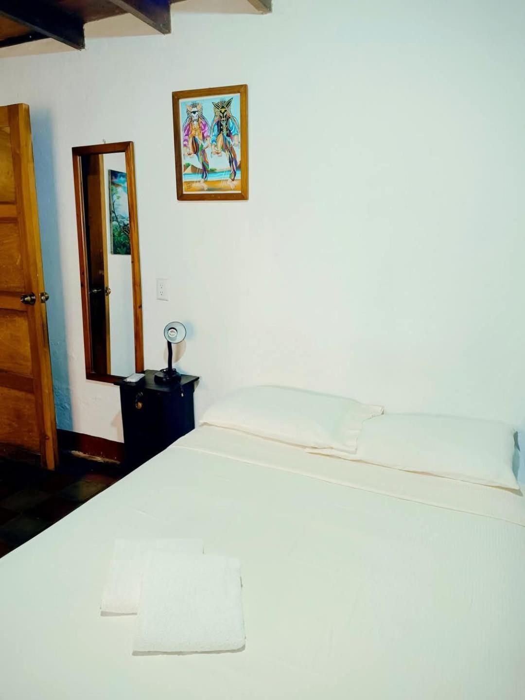 לאון Casa De Los Berrios מראה חיצוני תמונה